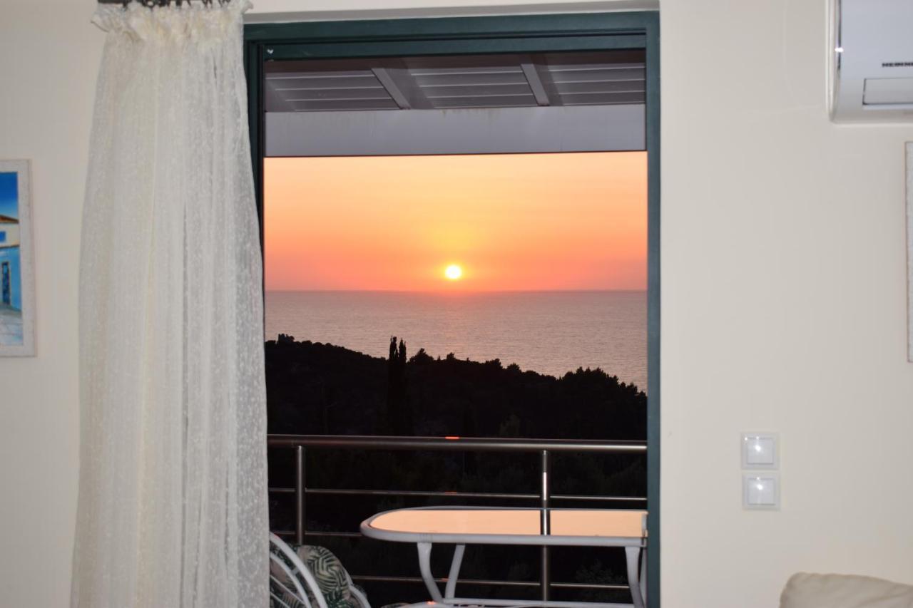 Villa Thetis With Private Pool Where The Sunsets Fade Away Áyios Nikítas Eksteriør bilde