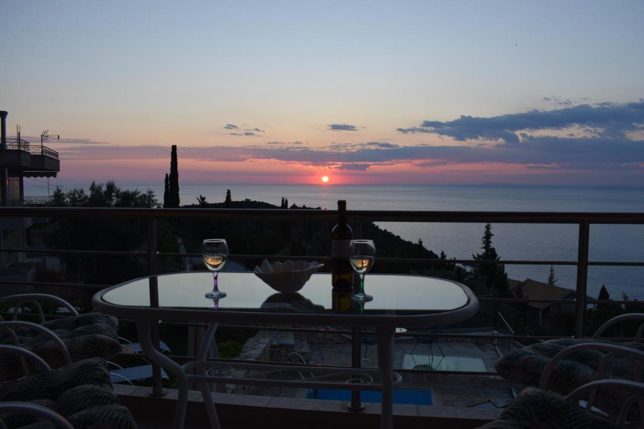 Villa Thetis With Private Pool Where The Sunsets Fade Away Áyios Nikítas Eksteriør bilde